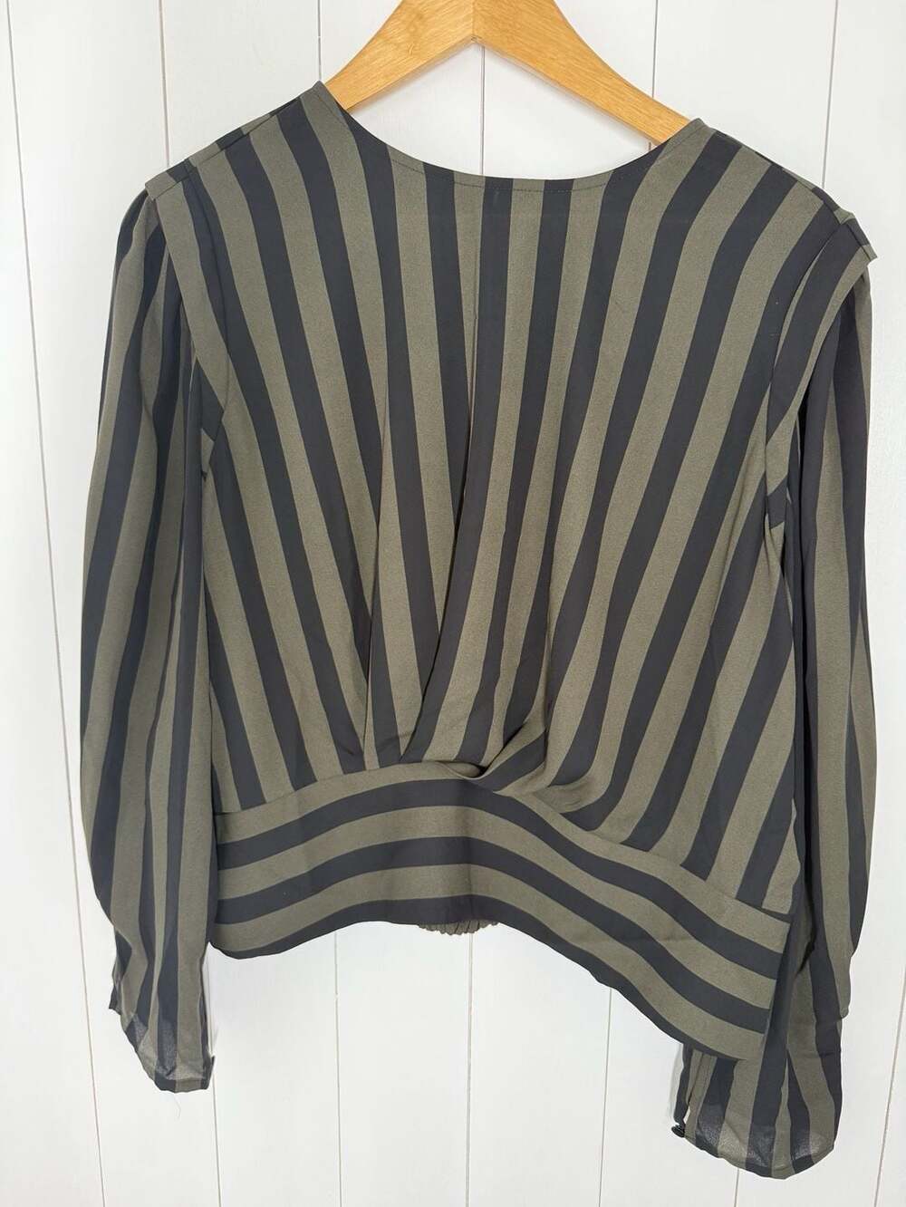 Express Striped Long Sleeve Blouse Size Xl Green Black